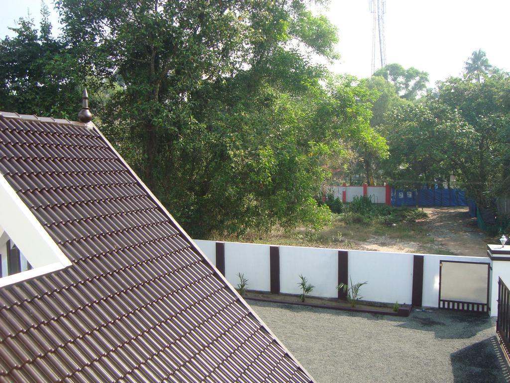 Alma Homestay Mararikulam Exterior photo
